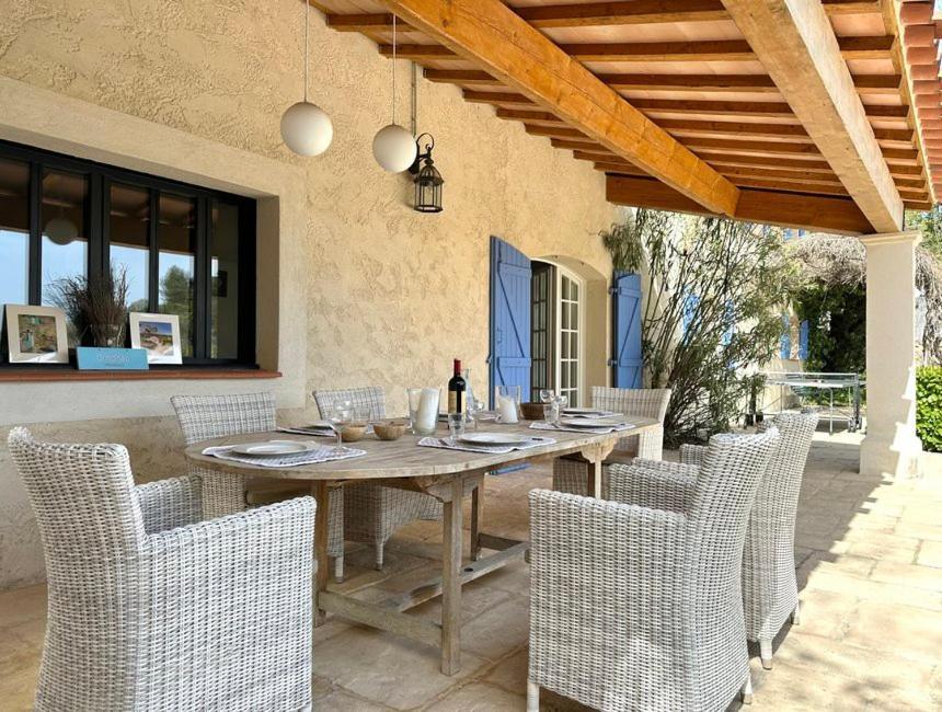 Bastide Derroc Villa Cotignac Exterior photo